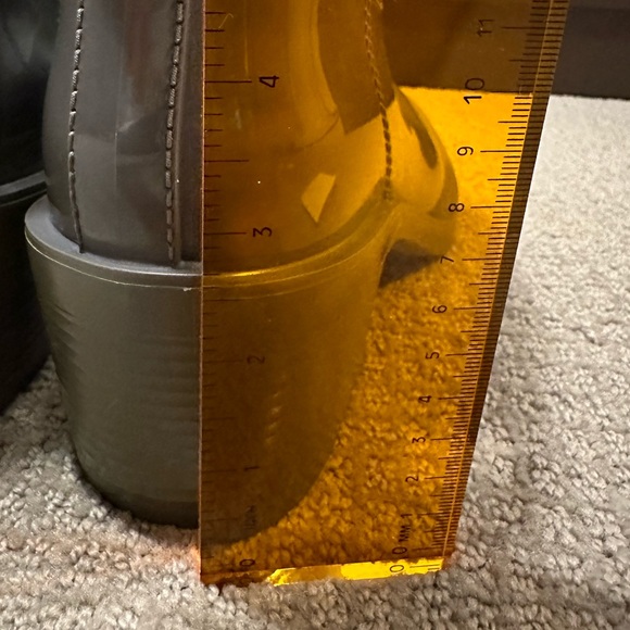 Gucci Rubber Rain Boots Gray - Picture 3 of 8